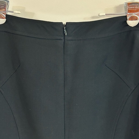 BURBERRY LONDON  SKIRT Sz EU 38 US 4 Black Straight Midi Above Knee Wool Blend - Picture 5 of 9